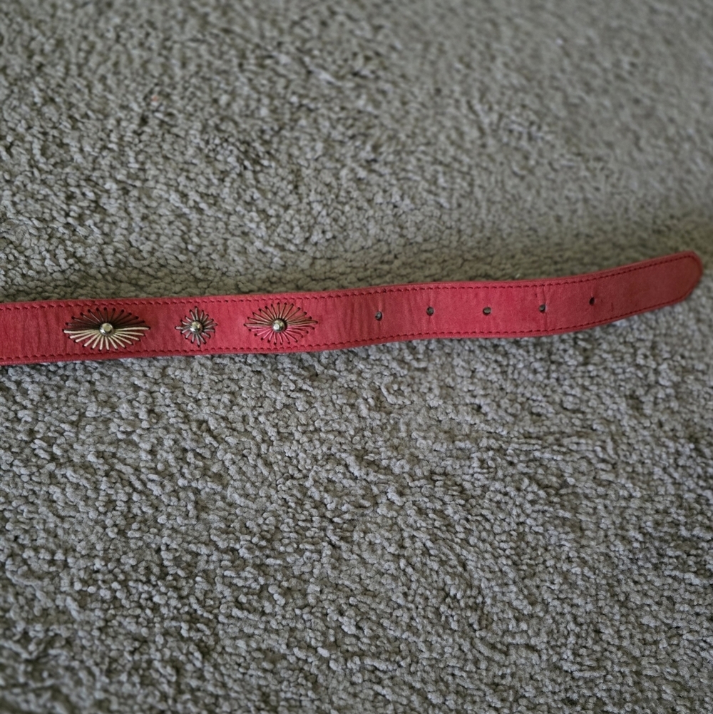 Pink Suede Southwestern Style Belt with Silver Accents - Picture 4 of 6
